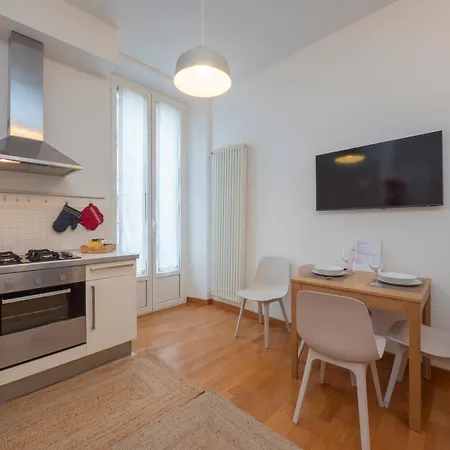 Contemporary Appartament in Vibrant Isola-3